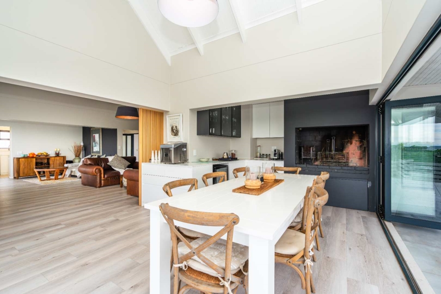 9 Bedroom Property for Sale in Oliphantskop Western Cape